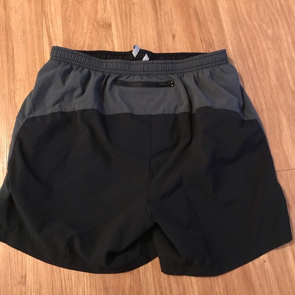 GapFit DriFit Black and Pink Athletic Shorts - Picture 5 of 5